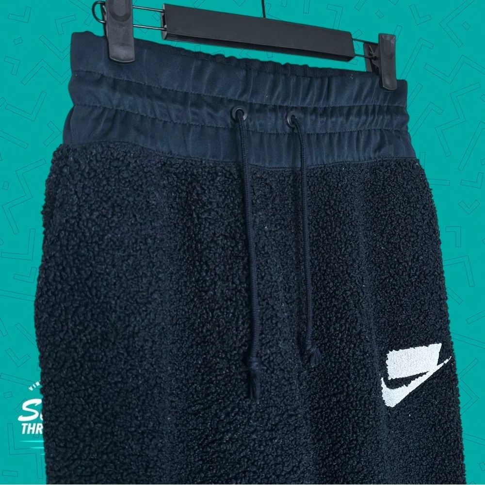 Nike Sherpa Jogger Sweatpants - Picture 1 of 7